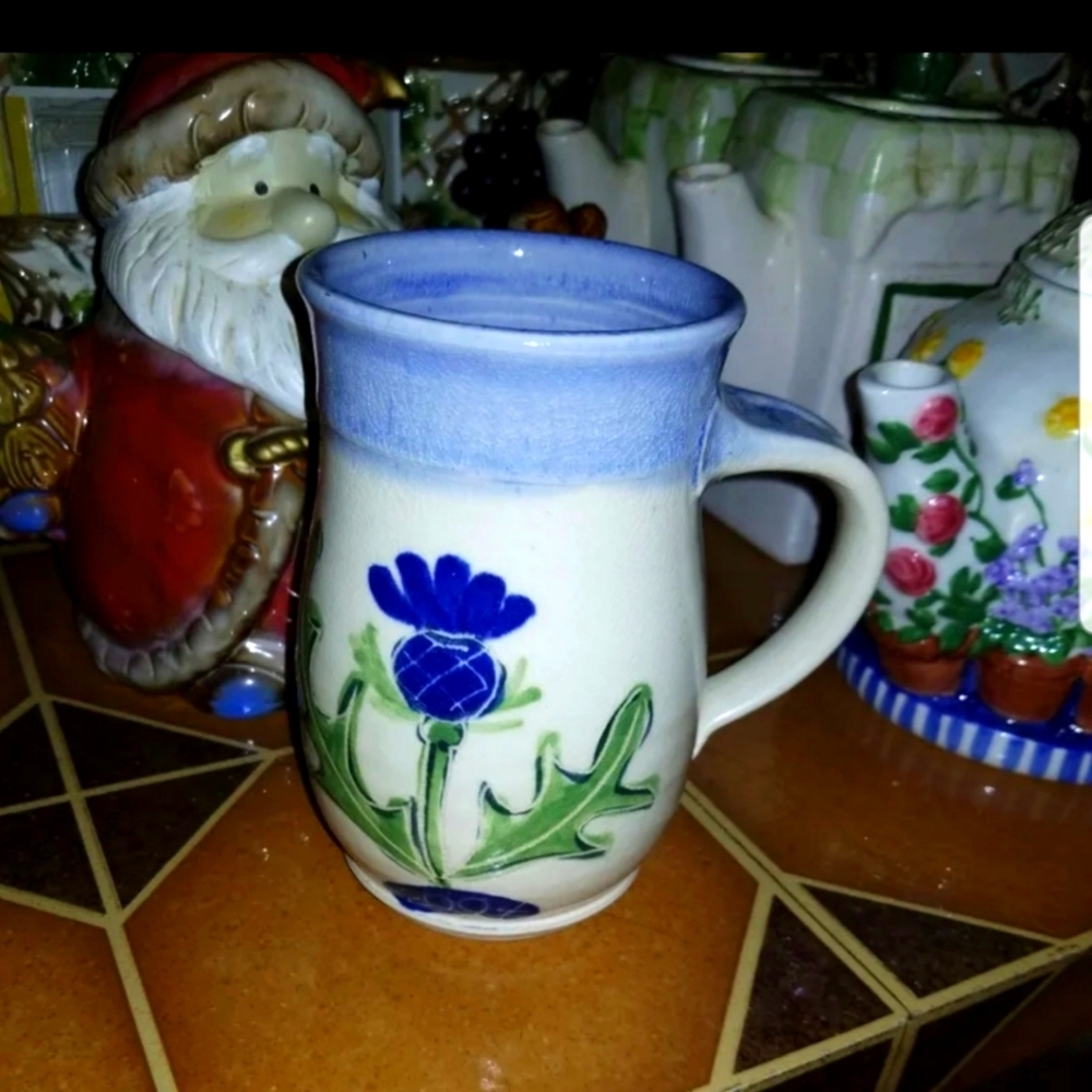 Tea pitcher